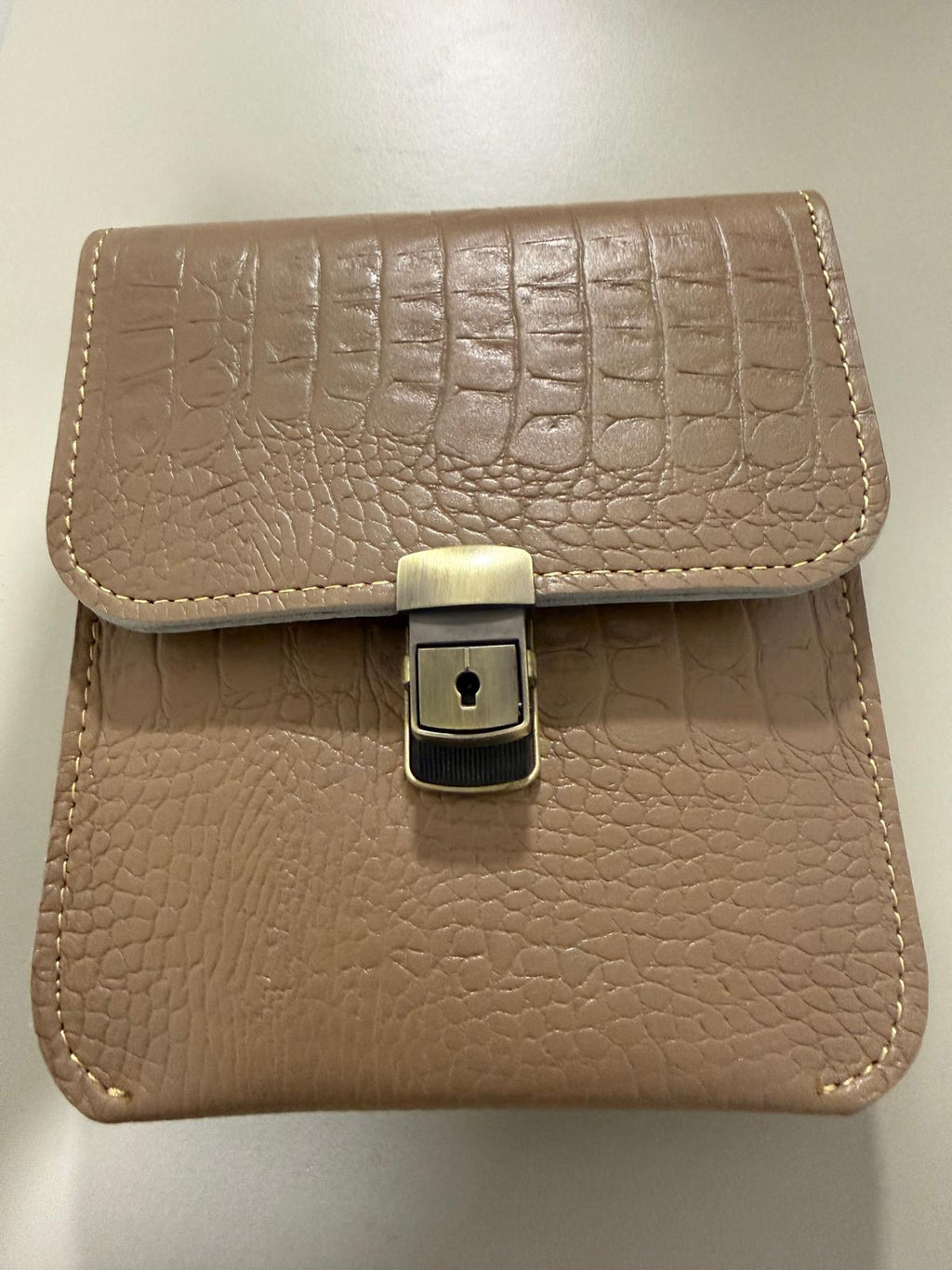 Leder Umhängetasche – Stilvolle Tasche aus hochwertigem Leder