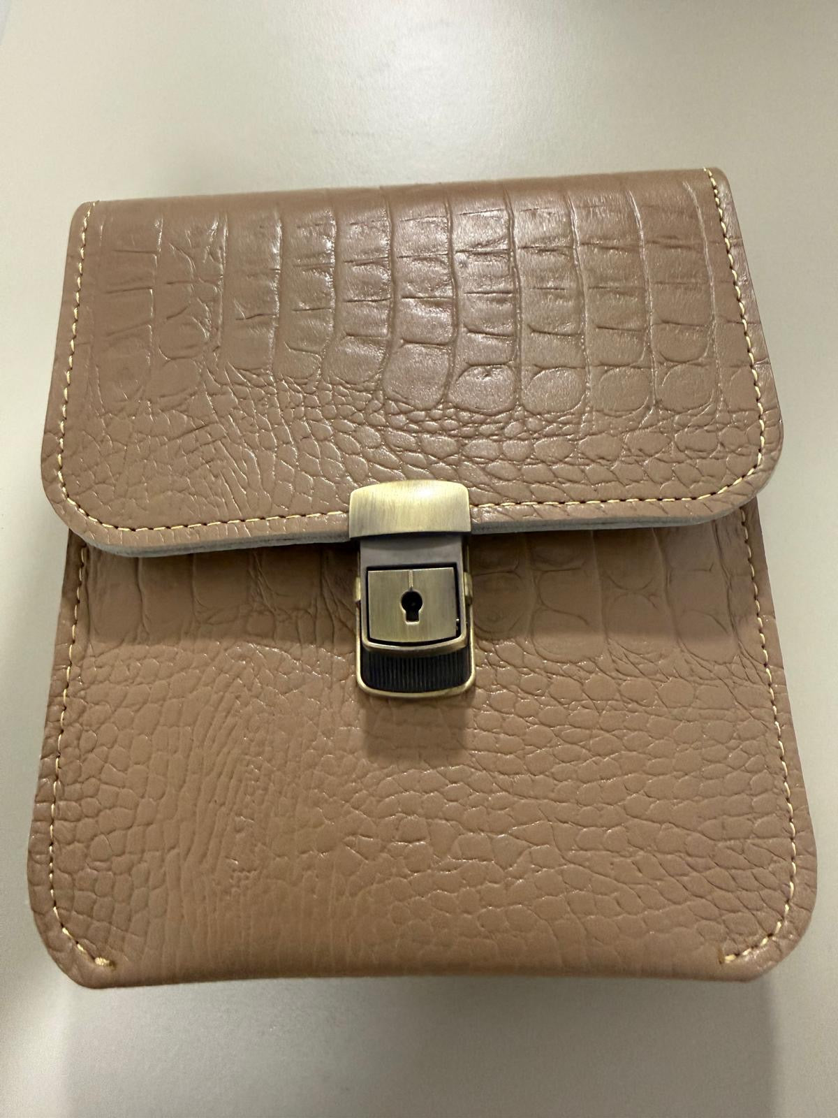 Leder Umhängetasche – Stilvolle Tasche aus hochwertigem Leder